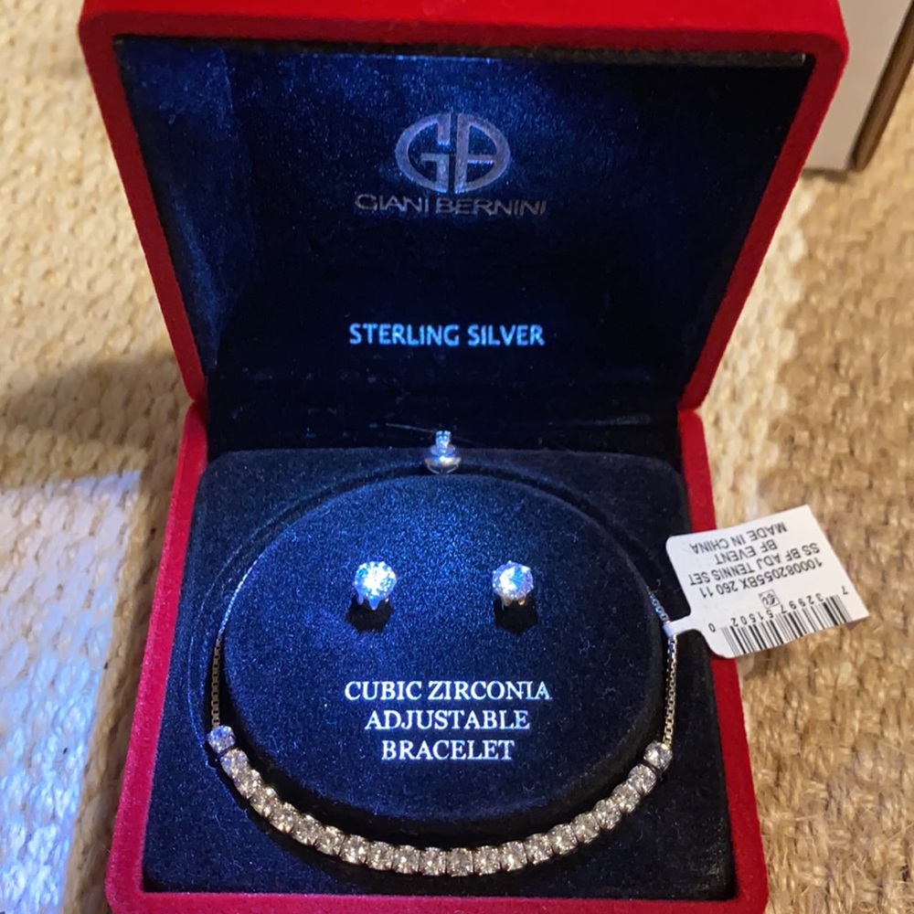 Bracket earring set - Picture 2 of 3